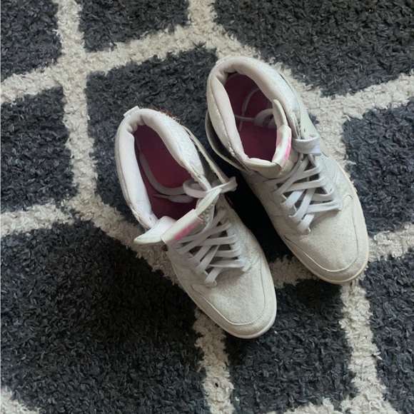 Nike size 8.5 wedges - Picture 4 of 6